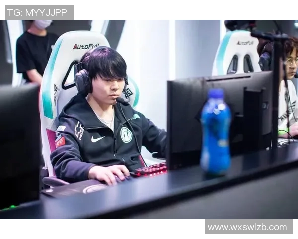 和平精英战术分析IG边路渗透策略及其对战局的影响探讨